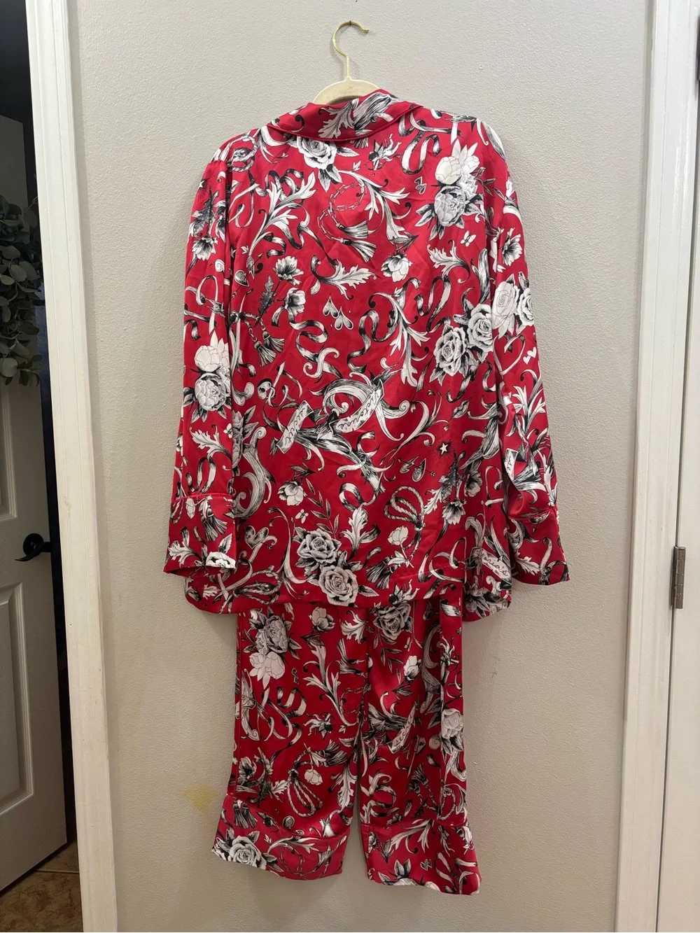 Victorias Secret bold red